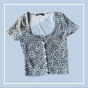 Brandy Melville Light Blue and Black Leopard Print Crop Top